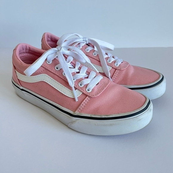 Vans Girls Light Pink Old Skool Skate Sneaker Size 2 5 Unisex - Picture 8 of 8